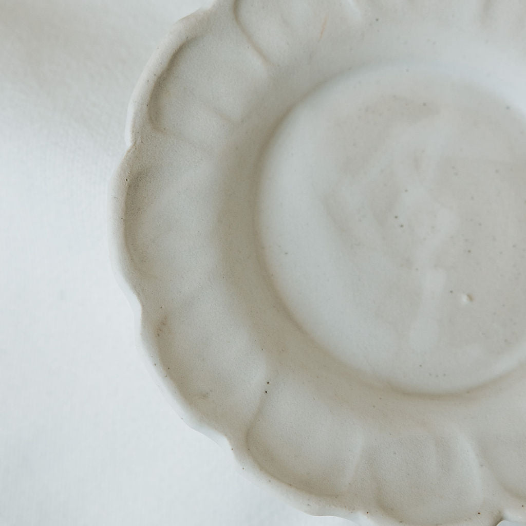 Scalloped Matte White Dessert Plate