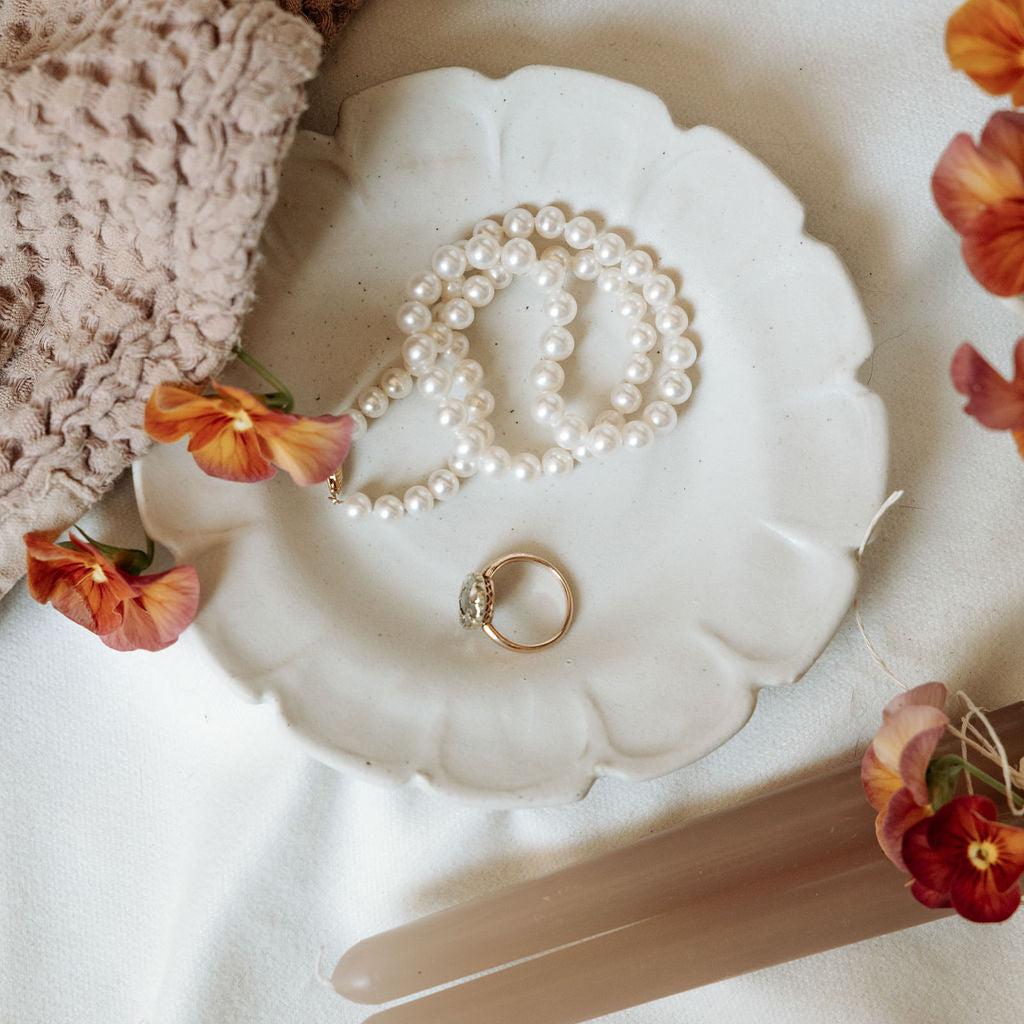 Scalloped Matte White Dessert Plate