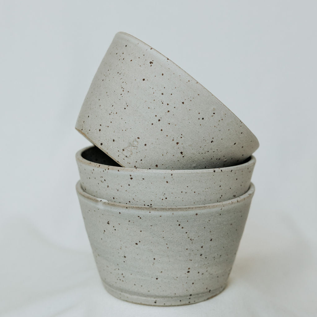 Small Dipping Bowl in speckled matte