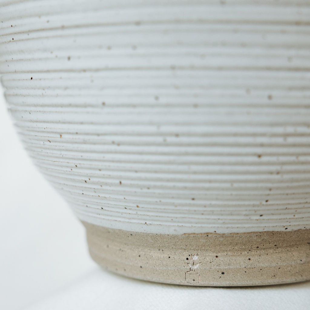 White Pottery Serving Bowl with Ridges