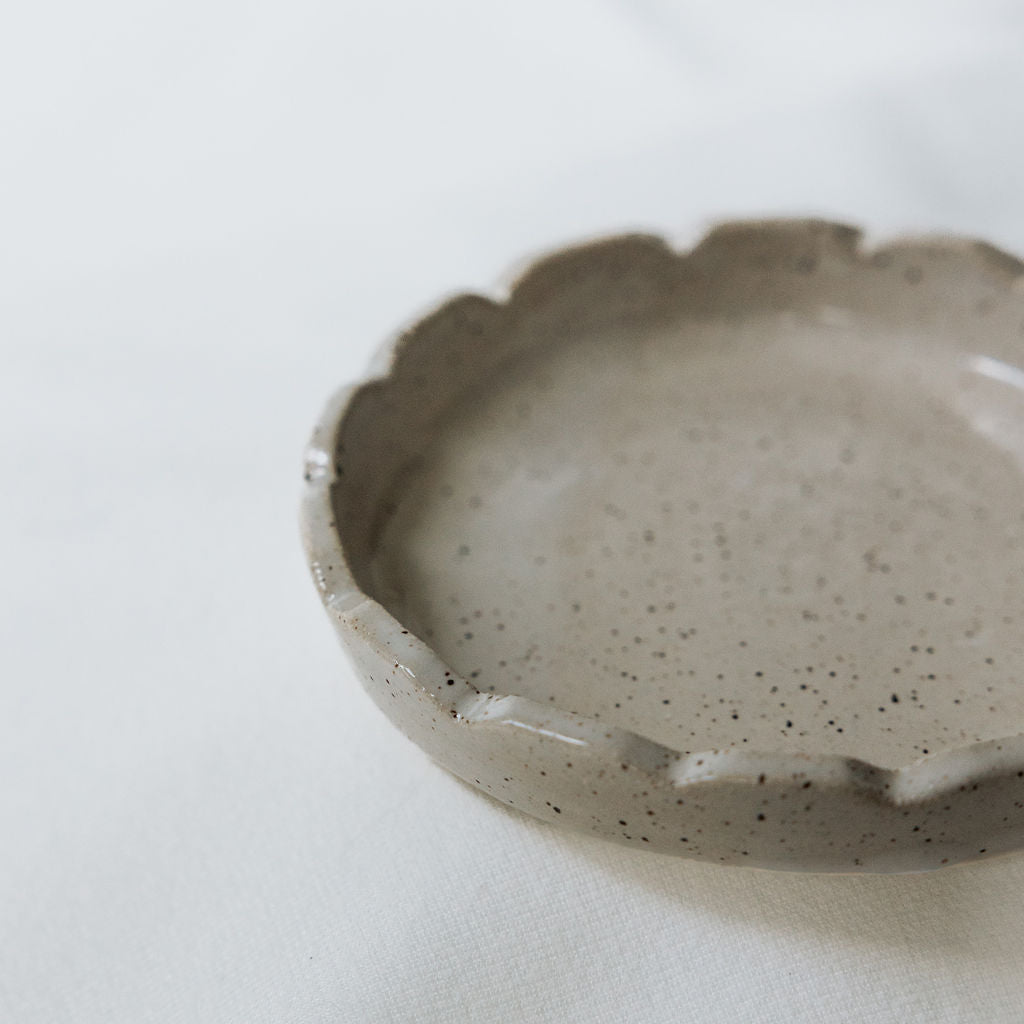 Handmade White Glossy Pottery Ring Dish with Scalloped Edge | Ceramic Trinket Dish | Minimalist Jewelry Holder Handmade in Canada